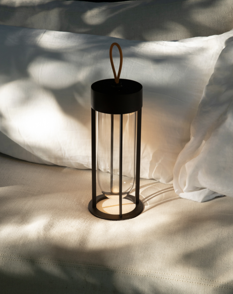 Flos In Vitro portable